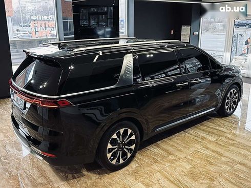 Kia Carnival 2021 - фото 8