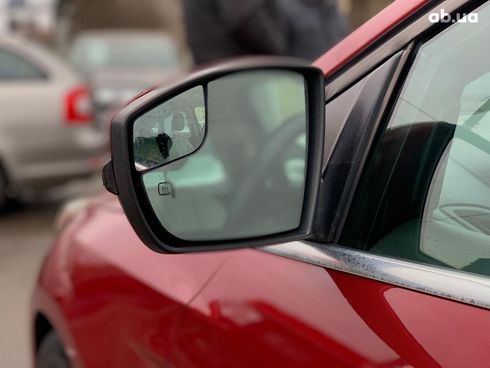 Ford Focus 2016 красный - фото 14