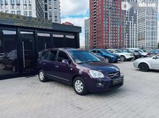 Купити Kia Carens бу в Україні - купити на Автобазарі