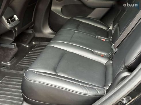 Tesla Model Y 2021 - фото 16