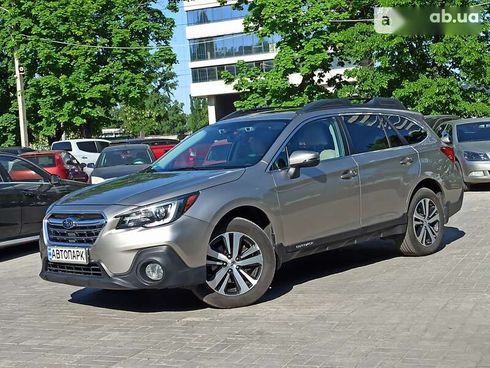 Subaru Outback 2018 - фото 3