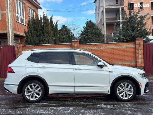 Volkswagen Tiguan 2018 белый - фото 11