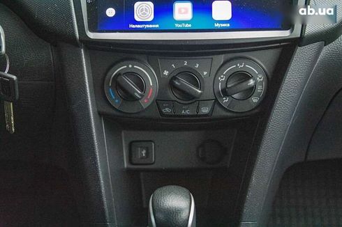 Suzuki Swift 2011 - фото 24
