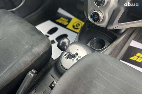 Toyota Yaris 2006 - фото 28