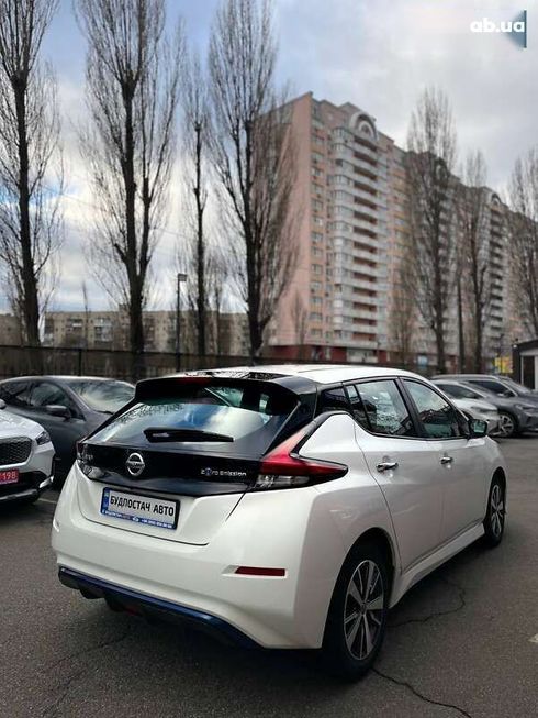 Nissan Leaf 2019 - фото 10