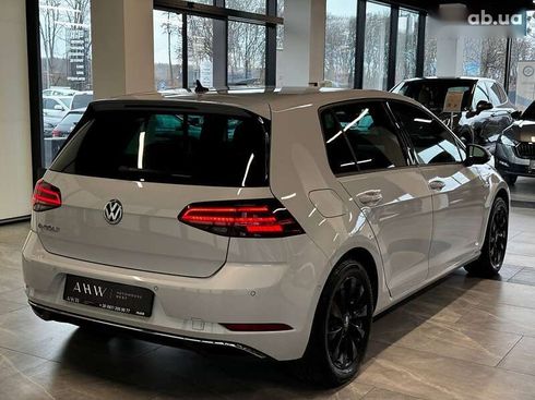 Volkswagen e-Golf 2017 - фото 16