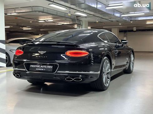 Bentley Continental GT 2020 - фото 17