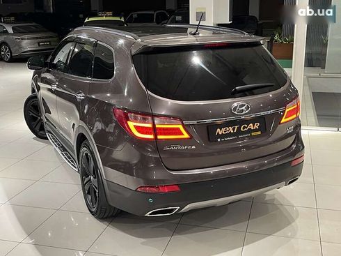 Hyundai Grand Santa Fe 2015 - фото 6