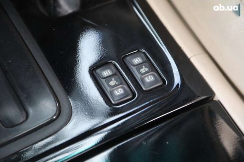 Lexus LX 2000 - фото 23