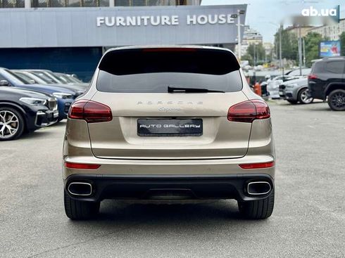 Porsche Cayenne 2015 - фото 8