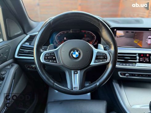 BMW X5 2018 - фото 30