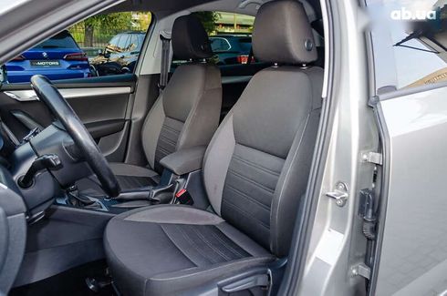 Skoda Octavia 2017 - фото 29
