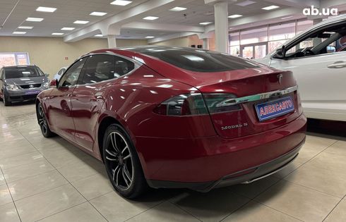 Tesla Model S 2013 красный - фото 2