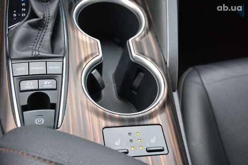 Toyota Camry 2019 - фото 26