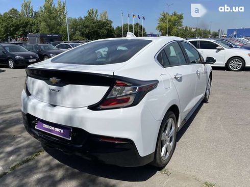 Chevrolet Volt 2017 - фото 7