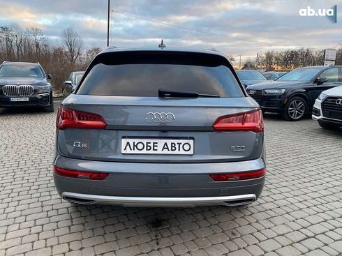 Audi Q5 2018 - фото 6