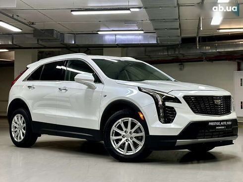 Cadillac XT4 2022 - фото 4