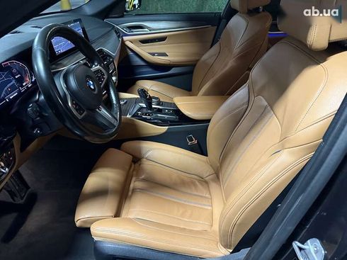 BMW 5 серия 2019 - фото 27