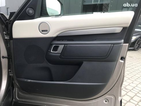 Land Rover Discovery 2021 коричневый - фото 26