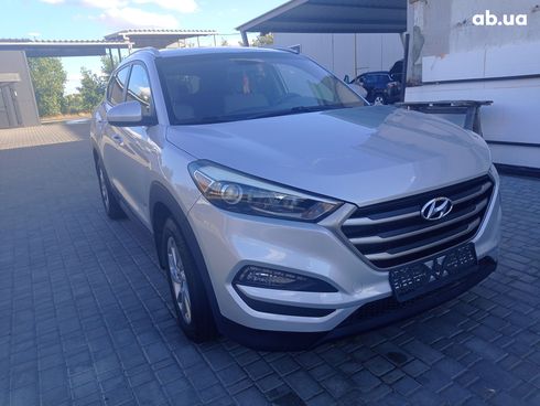 Hyundai Tucson 2016 - фото 16