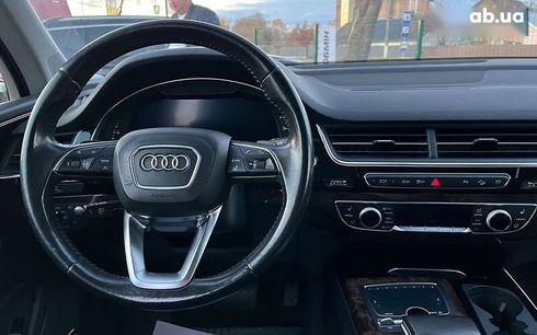 Audi Q7 2017 - фото 11