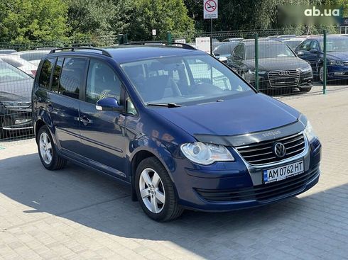 Volkswagen Touran 2009 - фото 10