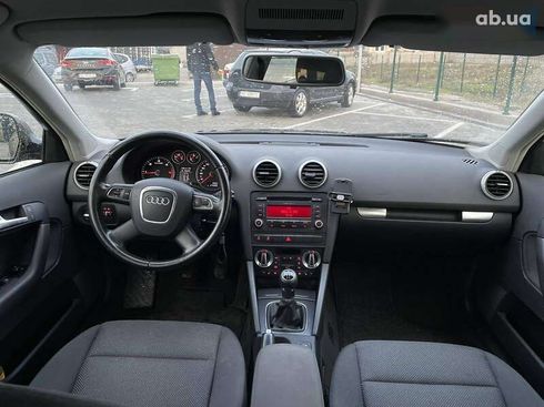 Audi A3 2010 - фото 16