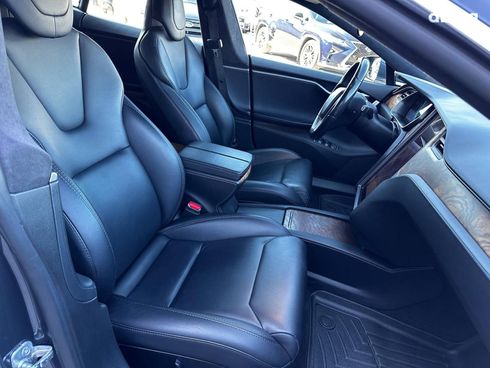 Tesla Model S 2018 серый - фото 40
