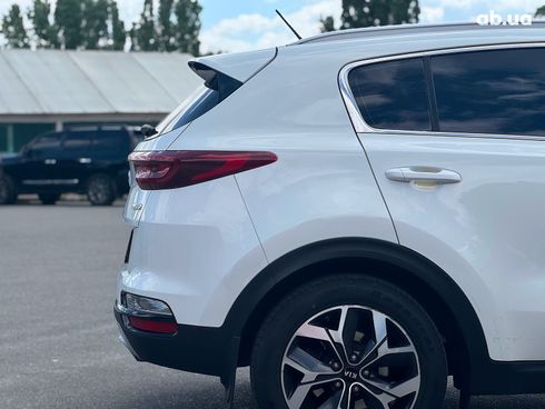 Kia Sportage 2018 белый - фото 12
