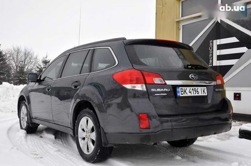 Subaru Outback 2010 - фото 12