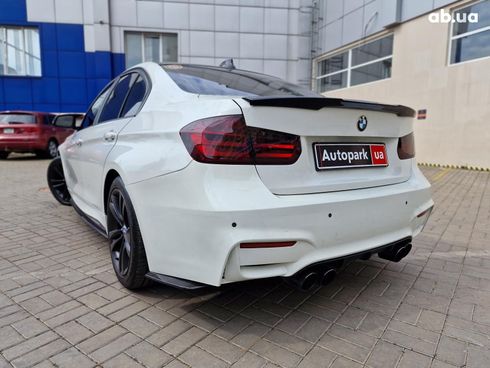 BMW 3 серия 2014 белый - фото 23