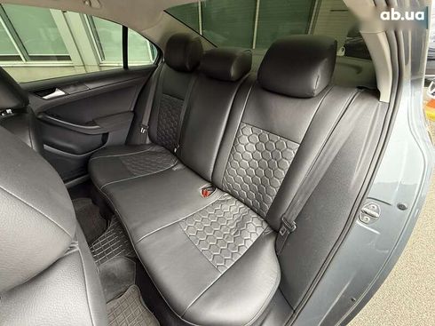 Volkswagen Jetta 2011 - фото 18