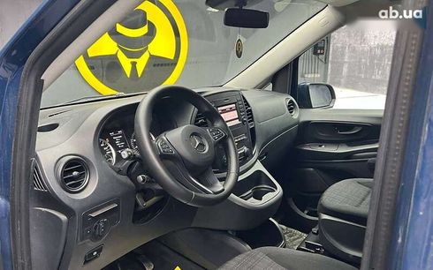 Mercedes-Benz V-Класс 2017 - фото 11
