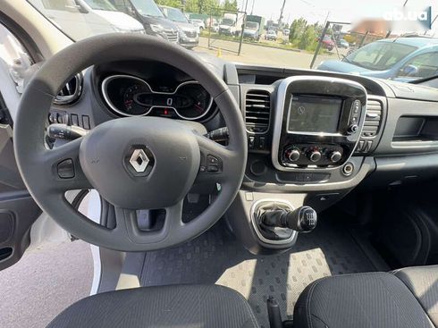 Renault Trafic 2019 - фото 18