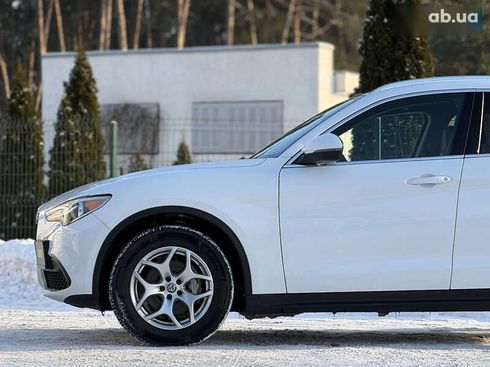 Alfa Romeo Stelvio 2020 - фото 15