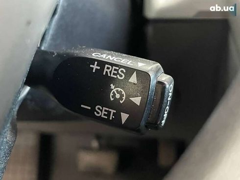 Toyota Prius 2012 - фото 25