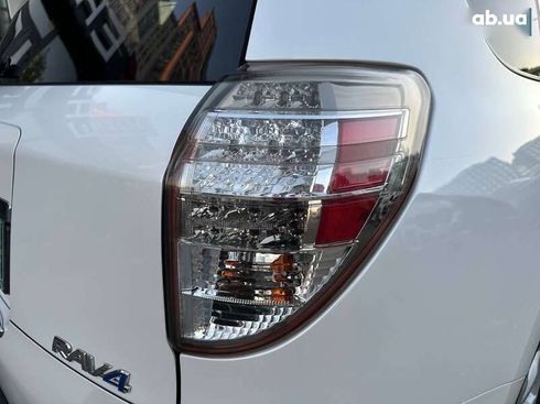 Toyota RAV4 2014 - фото 22