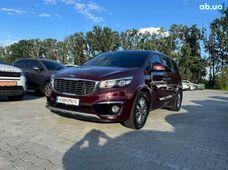 Продажа б/у Kia Carnival 2016 года в Киеве - купить на Автобазаре