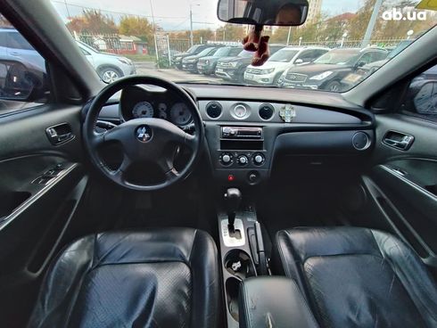 Mitsubishi Outlander 2005 черный - фото 13