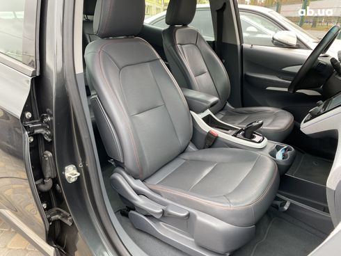 Chevrolet Bolt 2018 серый - фото 13