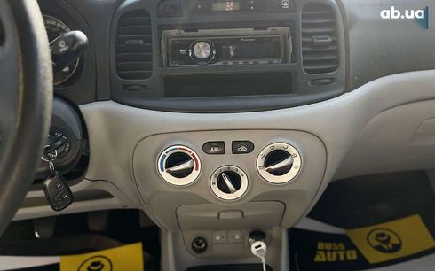 Hyundai Accent 2008 - фото 19