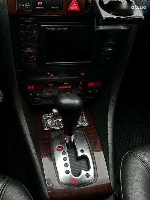 Audi A6 2003 - фото 11