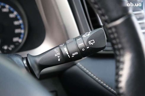 Toyota RAV4 2017 - фото 22