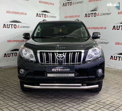 Toyota Land Cruiser Prado 2010 - фото 2