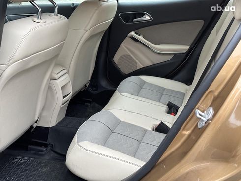 Mercedes-Benz GLA-Класс 2017 бежевый - фото 13