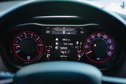 Dodge Challenger 2017 - фото 29