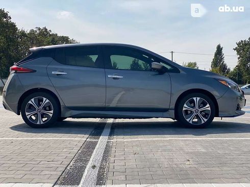 Nissan Leaf 2020 - фото 10