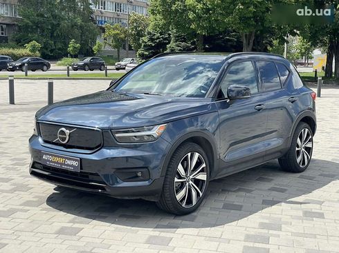Volvo XC40 2021 - фото 25