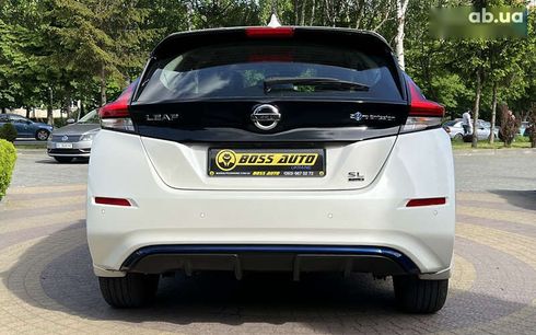 Nissan Leaf 2021 - фото 6