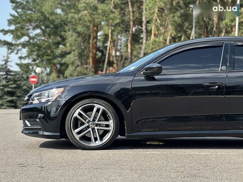 Volkswagen Passat 2018 - фото 12
